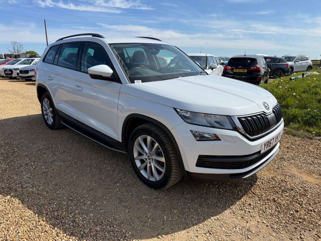 A 2017 SKODA KODIAQ 2.0 TDI SE SUV 5dr Diesel Manual 4WD Euro 6 (s/s) (7 Seat) (150 ps) A 2017 SKODA KODIAQ 2.0 TDI SE SUV 5dr Diesel Manual 4WD Euro 6 (s/s) (7 Seat) (150 ps)
