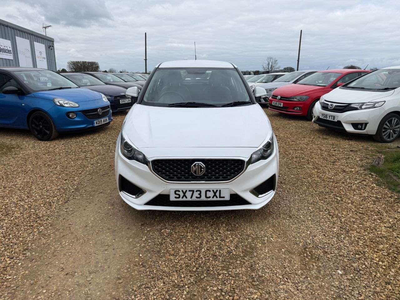 A 2024 MG MG3 1.5 VTi-TECH Exclusive Nav Hatchback 5dr Petrol Manual Euro 6 (s/s) (106 ps A 2024 MG MG3 1.5 VTi-TECH Exclusive Nav Hatchback 5dr Petrol Manual Euro 6 (s/s) (106 ps