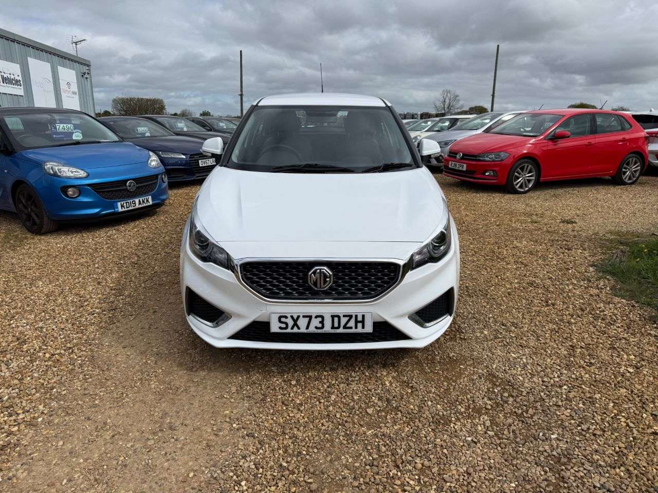 A 2024 MG MG3 1.5 VTi-TECH Exclusive Nav Hatchback 5dr Petrol Manual Euro 6 (s/s) (106 ps A 2024 MG MG3 1.5 VTi-TECH Exclusive Nav Hatchback 5dr Petrol Manual Euro 6 (s/s) (106 ps