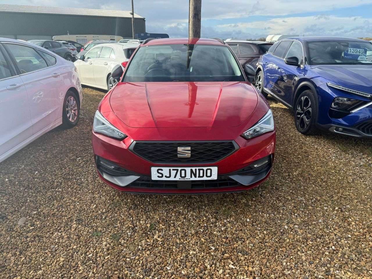 A 2020 SEAT LEON 1.5 TSI EVO FR Estate 5dr Petrol Manual Euro 6 (s/s) (130 ps) A 2020 SEAT LEON 1.5 TSI EVO FR Estate 5dr Petrol Manual Euro 6 (s/s) (130 ps)