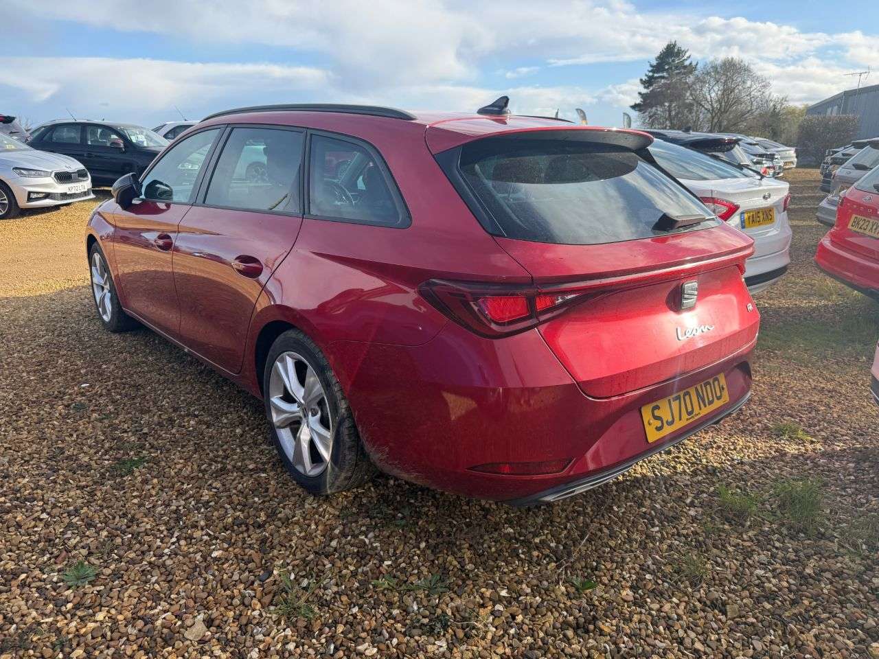 A 2020 SEAT LEON 1.5 TSI EVO FR Estate 5dr Petrol Manual Euro 6 (s/s) (130 ps) A 2020 SEAT LEON 1.5 TSI EVO FR Estate 5dr Petrol Manual Euro 6 (s/s) (130 ps)