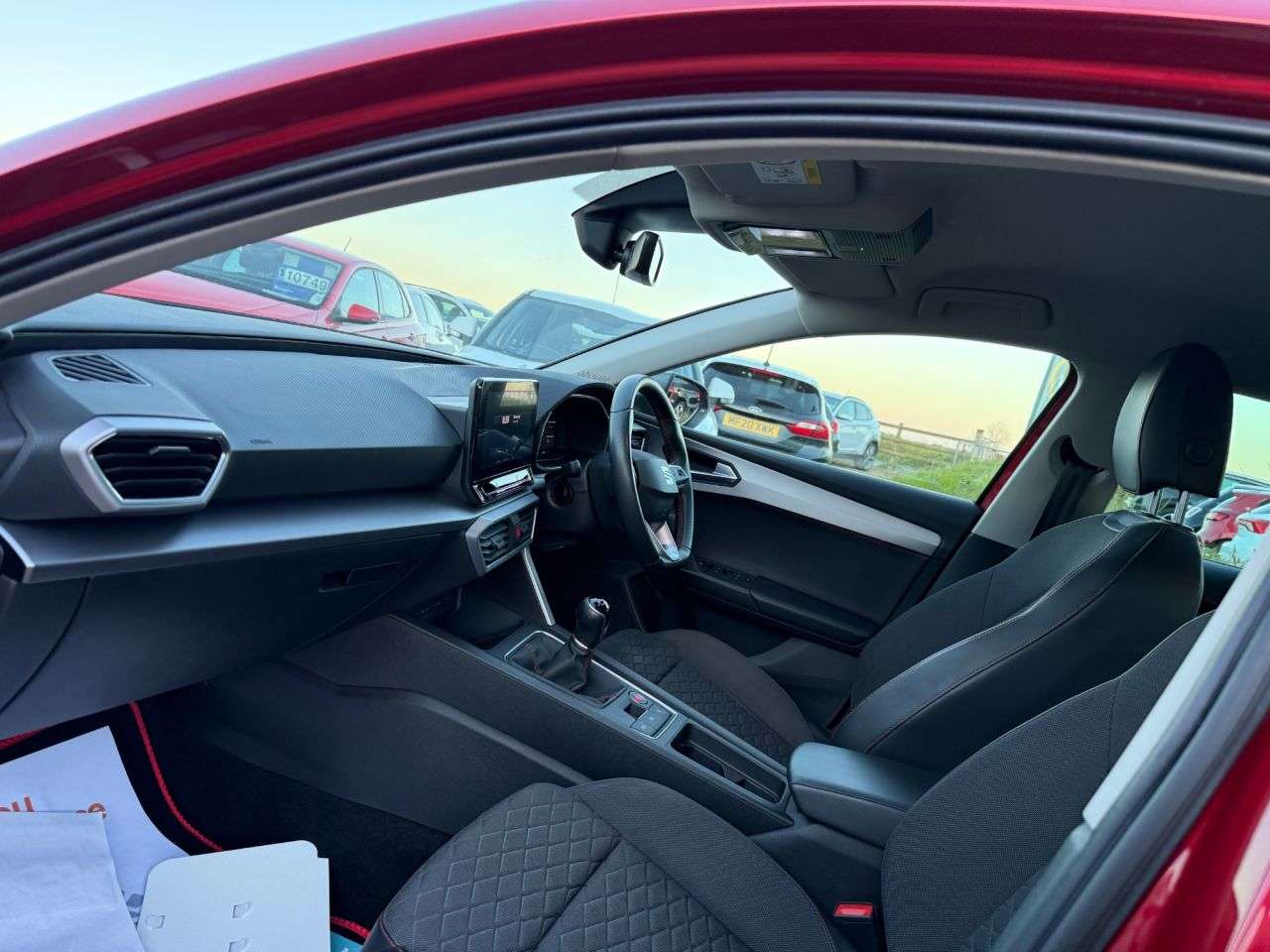A 2020 SEAT LEON 1.5 TSI EVO FR Estate 5dr Petrol Manual Euro 6 (s/s) (130 ps) A 2020 SEAT LEON 1.5 TSI EVO FR Estate 5dr Petrol Manual Euro 6 (s/s) (130 ps)