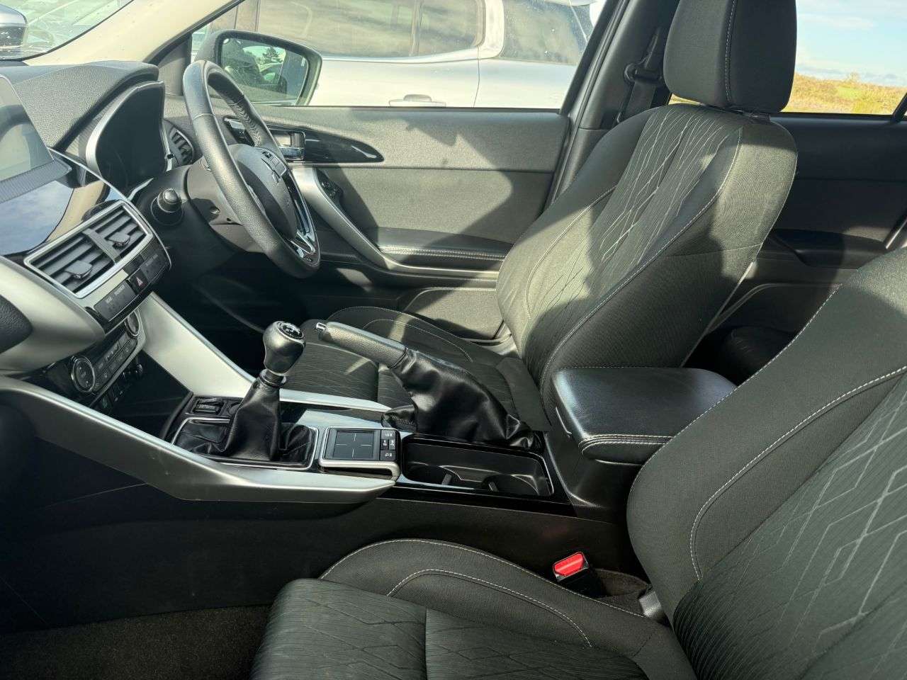 A 2018 MITSUBISHI ECLIPSE CROSS 1.5T 3 SUV 5dr Petrol Manual Euro 6 (s/s) (163 ps) A 2018 MITSUBISHI ECLIPSE CROSS 1.5T 3 SUV 5dr Petrol Manual Euro 6 (s/s) (163 ps)