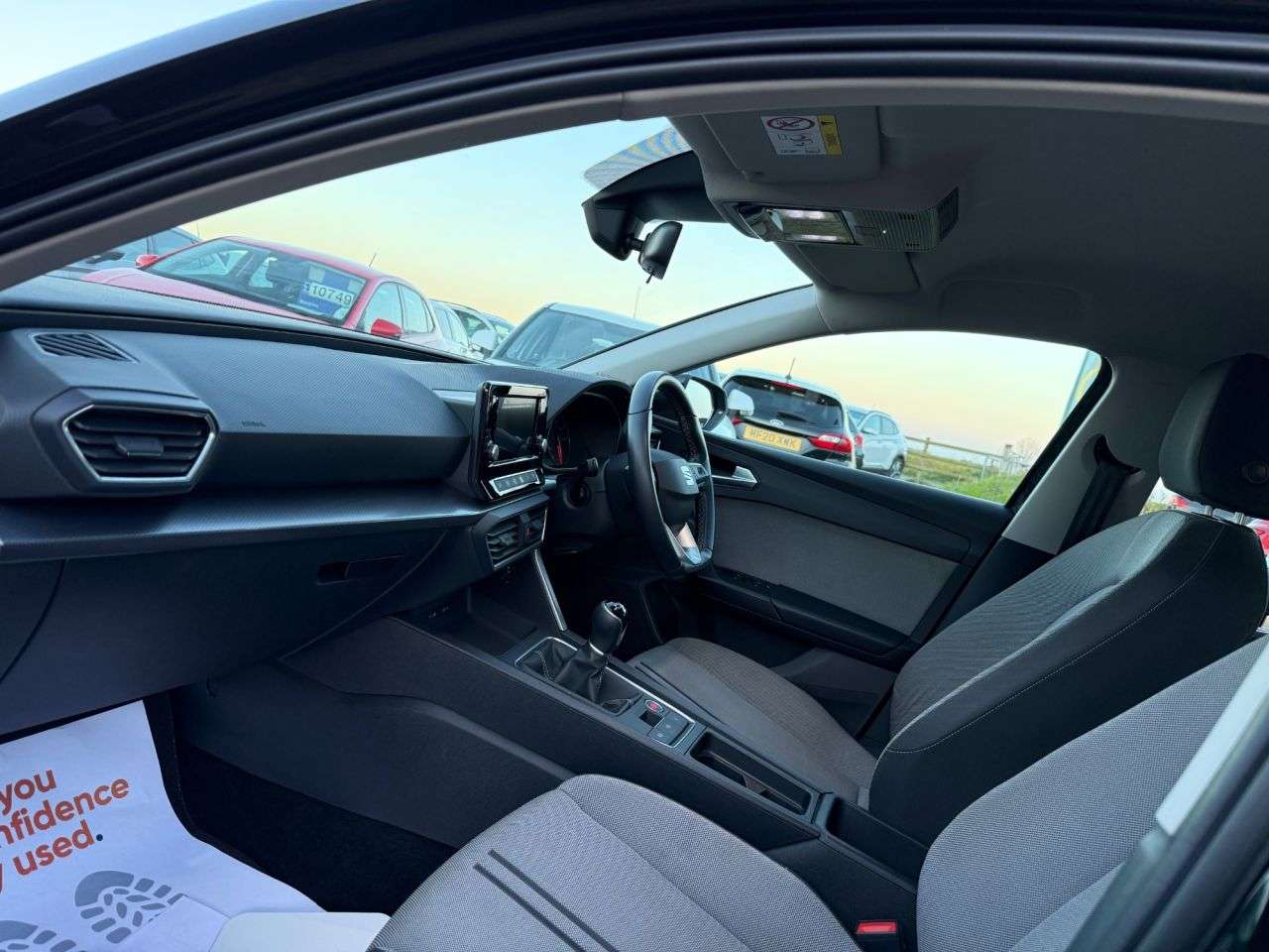 A 2022 SEAT LEON 1.0 TSI EVO SE Hatchback 5dr Petrol Manual Euro 6 (s/s) (110 ps) A 2022 SEAT LEON 1.0 TSI EVO SE Hatchback 5dr Petrol Manual Euro 6 (s/s) (110 ps)