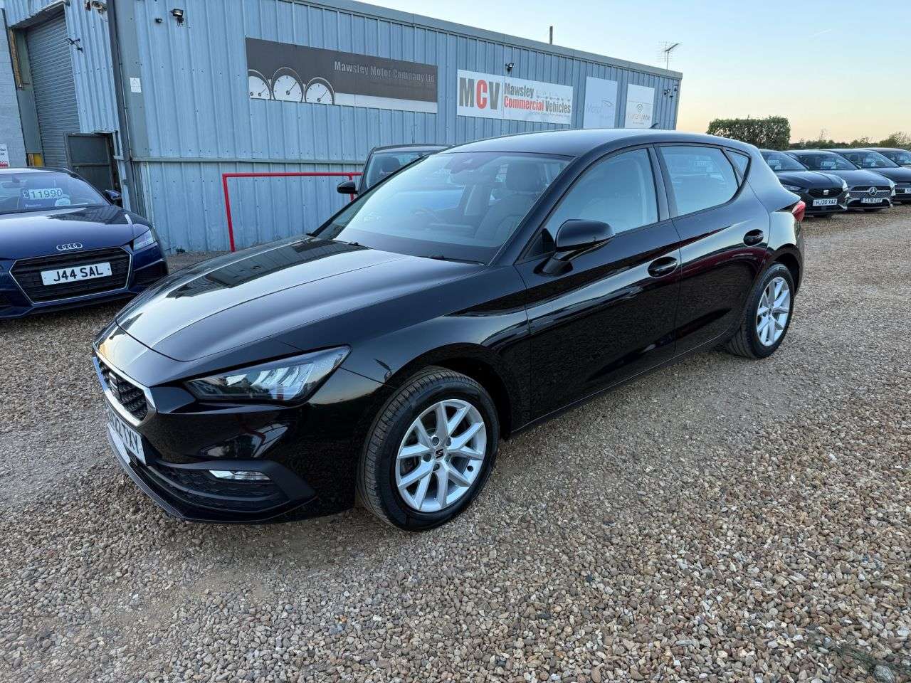 A 2022 SEAT LEON 1.0 TSI EVO SE Hatchback 5dr Petrol Manual Euro 6 (s/s) (110 ps) A 2022 SEAT LEON 1.0 TSI EVO SE Hatchback 5dr Petrol Manual Euro 6 (s/s) (110 ps)