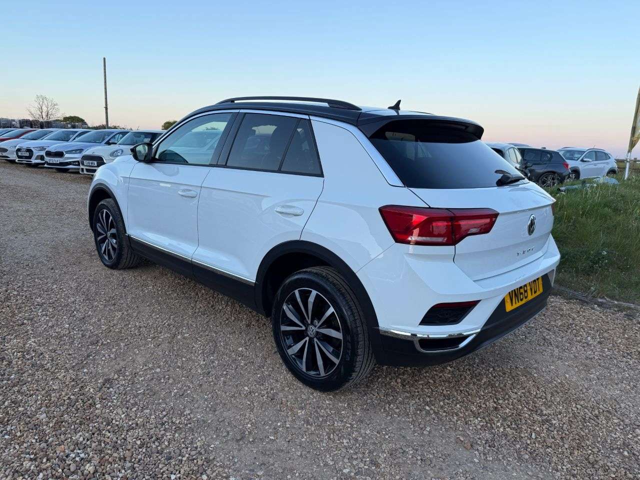 2018 VOLKSWAGEN T-ROC 2018 VOLKSWAGEN T-ROC