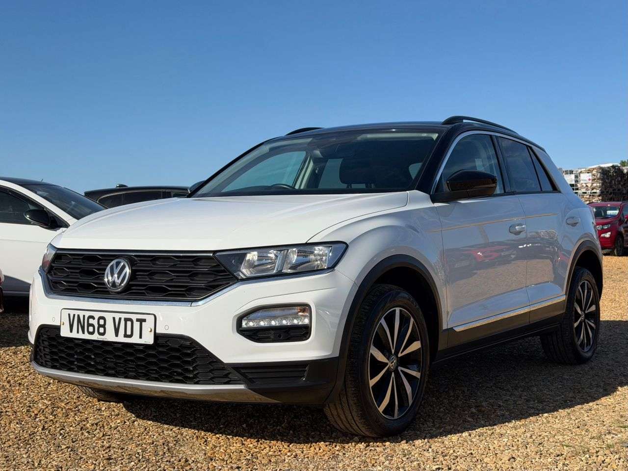 2018 VOLKSWAGEN T-ROC 2018 VOLKSWAGEN T-ROC