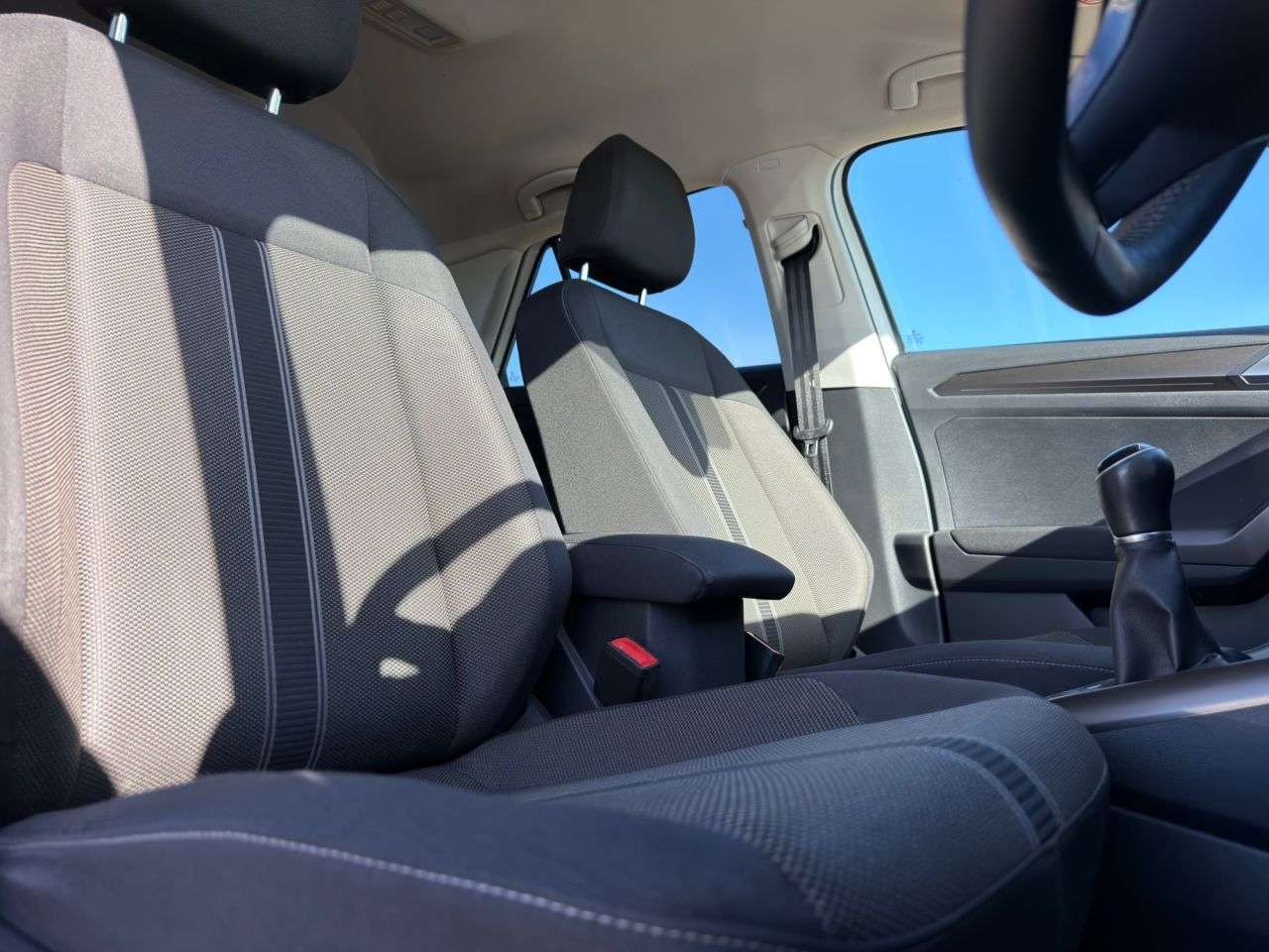 2018 VOLKSWAGEN T-ROC 2018 VOLKSWAGEN T-ROC