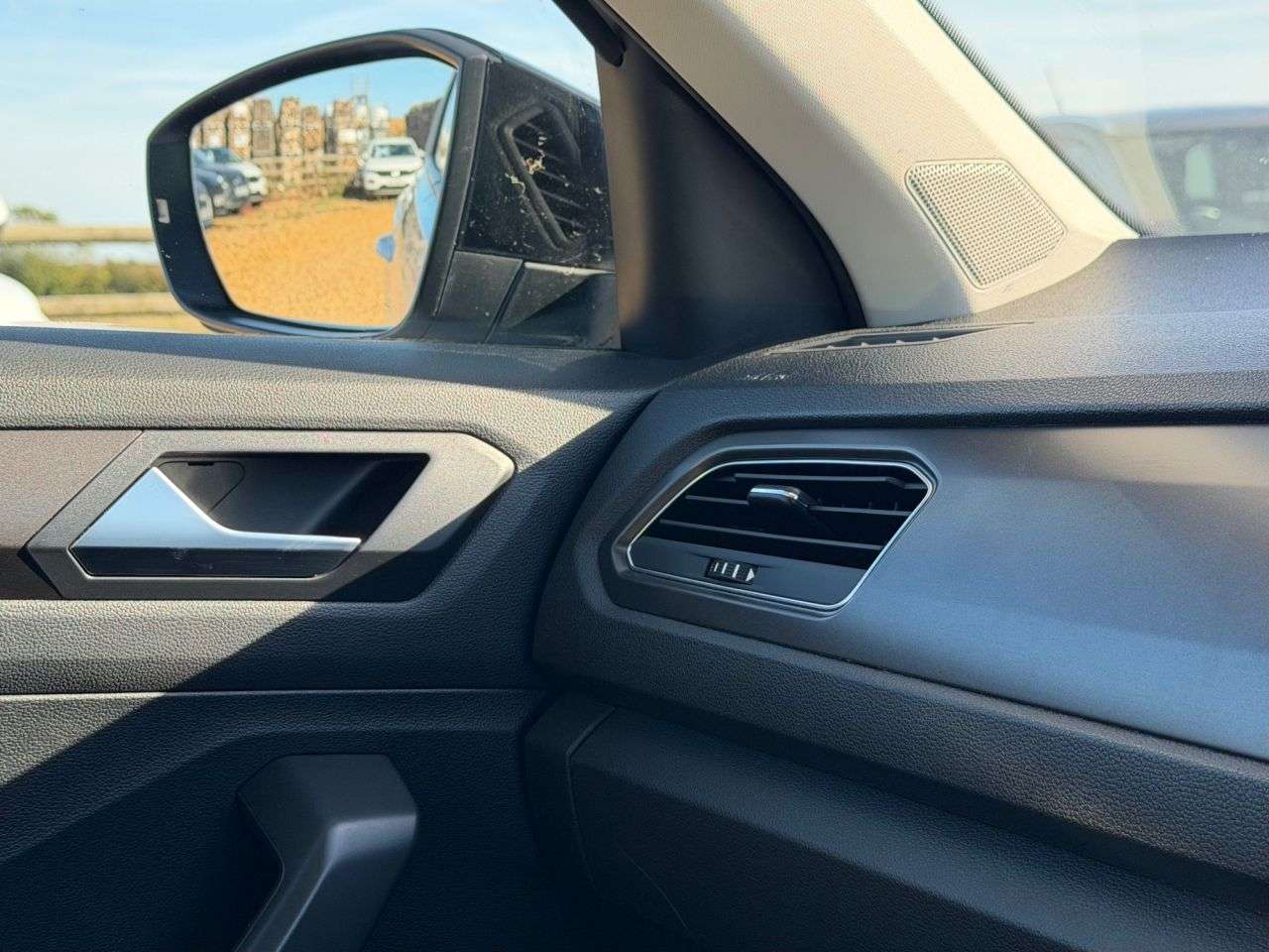 2018 VOLKSWAGEN T-ROC 2018 VOLKSWAGEN T-ROC