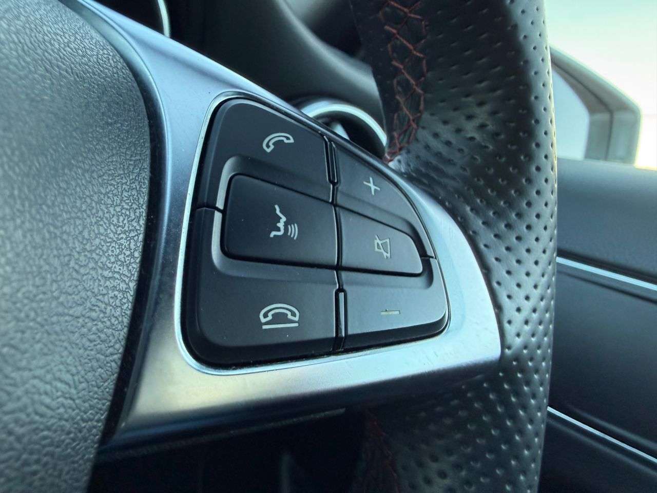 2017 MERCEDES A-CLASS 2017 MERCEDES A-CLASS