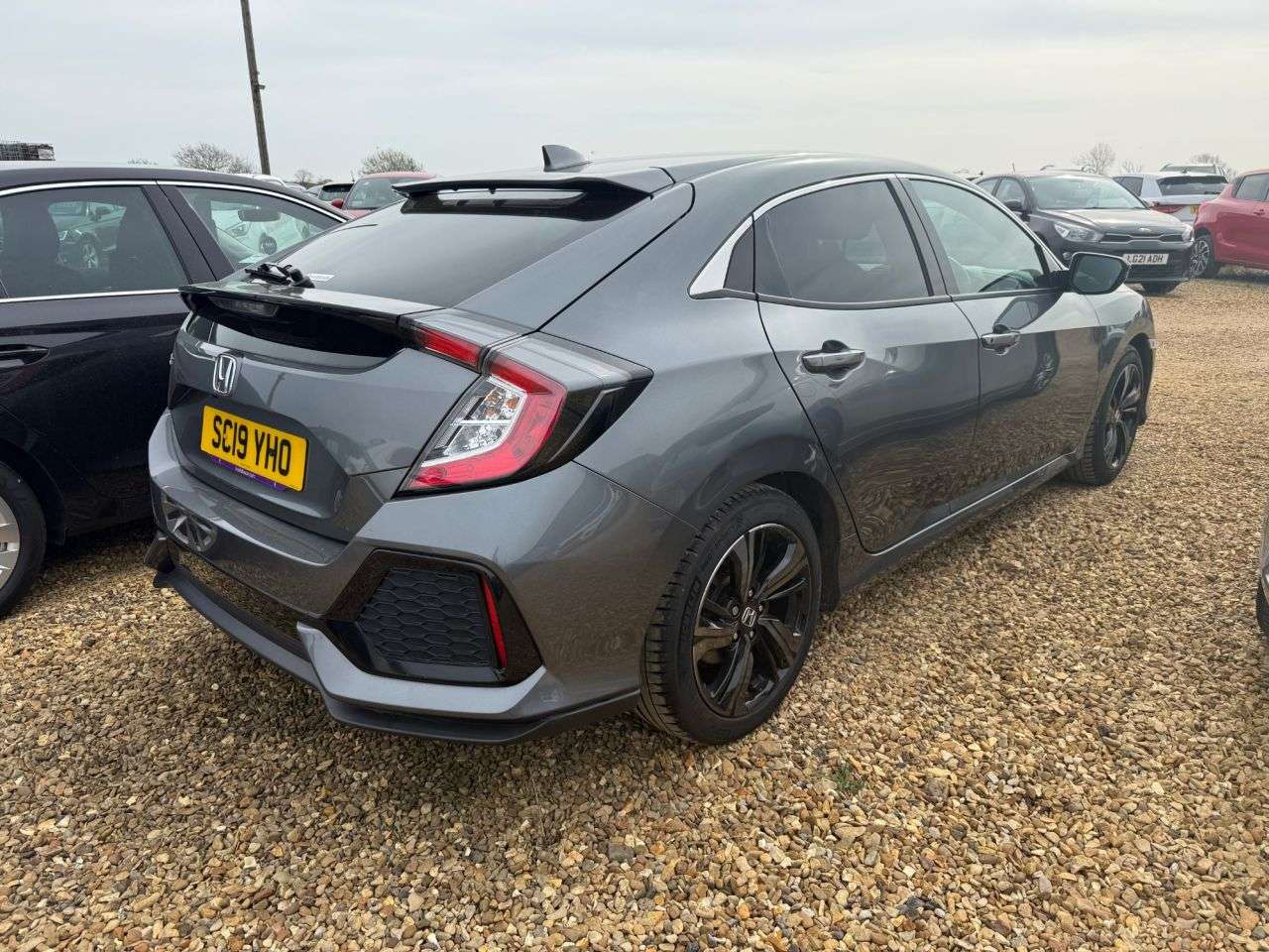 A 2019 HONDA CIVIC 1.0 VTEC Turbo SR Hatchback 5dr Petrol Manual Euro 6 (s/s) (126 ps) A 2019 HONDA CIVIC 1.0 VTEC Turbo SR Hatchback 5dr Petrol Manual Euro 6 (s/s) (126 ps)