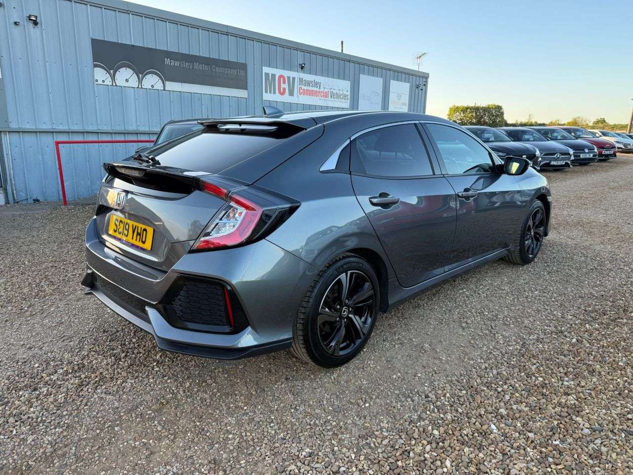 A 2019 HONDA CIVIC 1.0 VTEC Turbo SR Hatchback 5dr Petrol Manual Euro 6 (s/s) (126 ps) A 2019 HONDA CIVIC 1.0 VTEC Turbo SR Hatchback 5dr Petrol Manual Euro 6 (s/s) (126 ps)