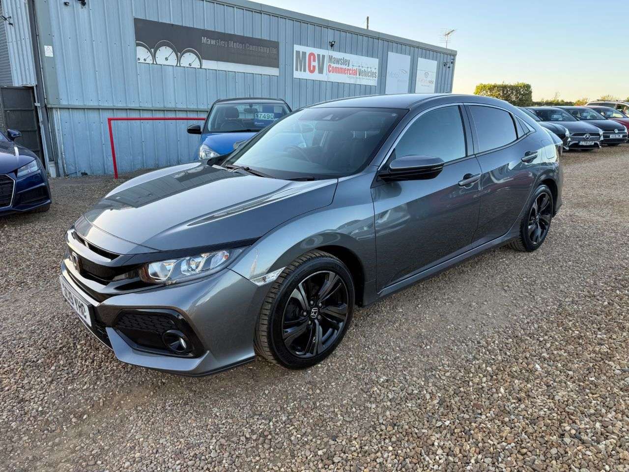 A 2019 HONDA CIVIC 1.0 VTEC Turbo SR Hatchback 5dr Petrol Manual Euro 6 (s/s) (126 ps) A 2019 HONDA CIVIC 1.0 VTEC Turbo SR Hatchback 5dr Petrol Manual Euro 6 (s/s) (126 ps)