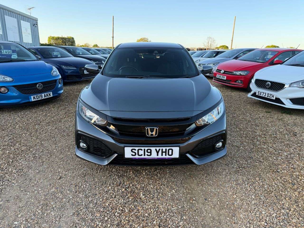 A 2019 HONDA CIVIC 1.0 VTEC Turbo SR Hatchback 5dr Petrol Manual Euro 6 (s/s) (126 ps) A 2019 HONDA CIVIC 1.0 VTEC Turbo SR Hatchback 5dr Petrol Manual Euro 6 (s/s) (126 ps)