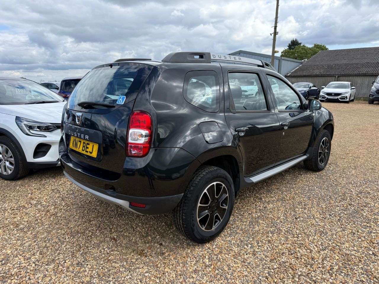 A 2017 DACIA DUSTER 1.5 dCi Prestige SUV 5dr Diesel Manual Euro 6 (s/s) (110 ps) A 2017 DACIA DUSTER 1.5 dCi Prestige SUV 5dr Diesel Manual Euro 6 (s/s) (110 ps)