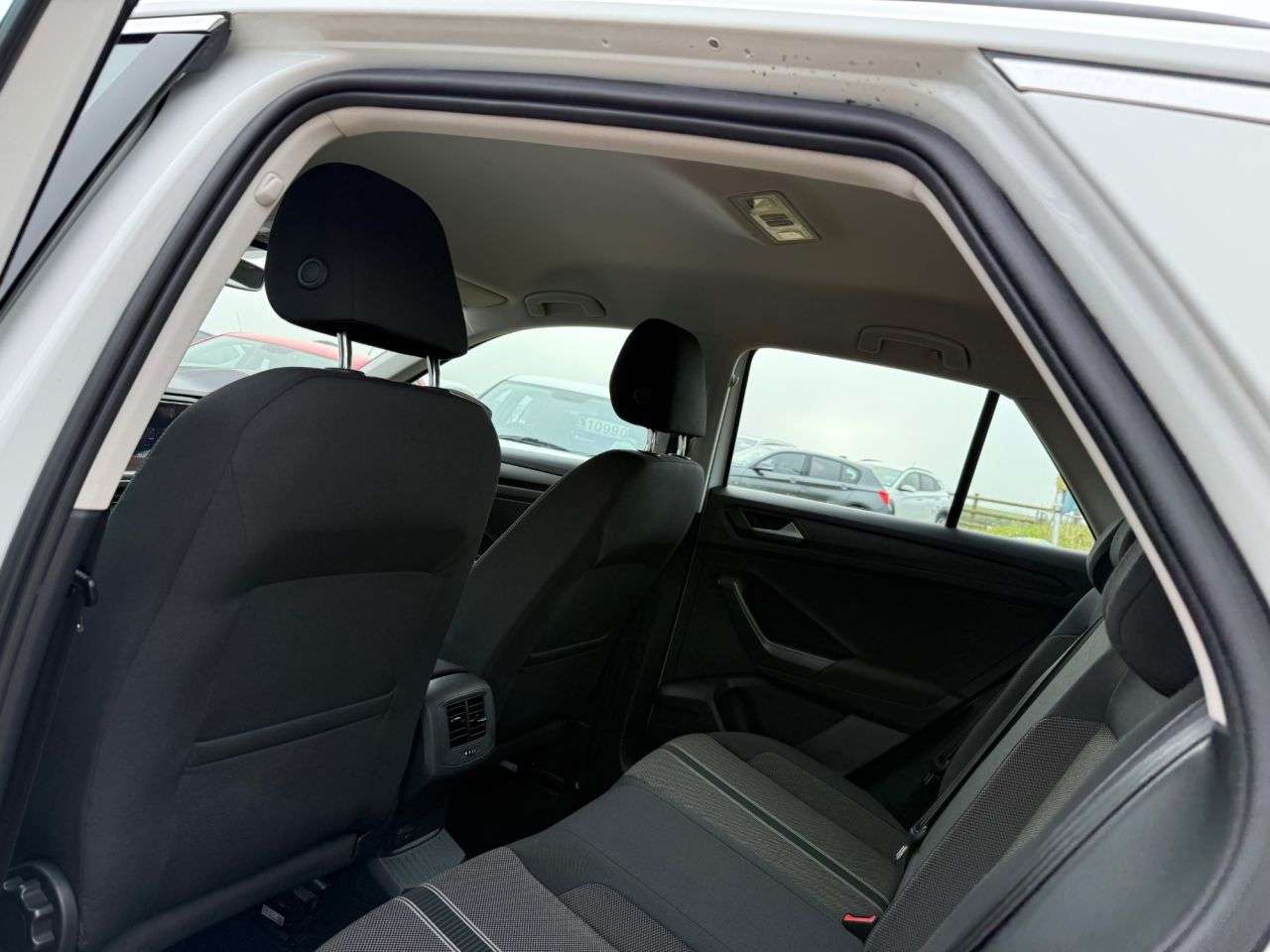2019 VOLKSWAGEN T-ROC 2019 VOLKSWAGEN T-ROC