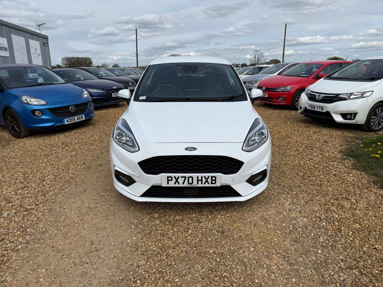A 2020 FORD FIESTA 1.0T EcoBoost MHEV ST-Line X Edition Hatchback 3dr Petrol Manual Euro 6 (s/ A 2020 FORD FIESTA 1.0T EcoBoost MHEV ST-Line X Edition Hatchback 3dr Petrol Manual Euro 6 (s/