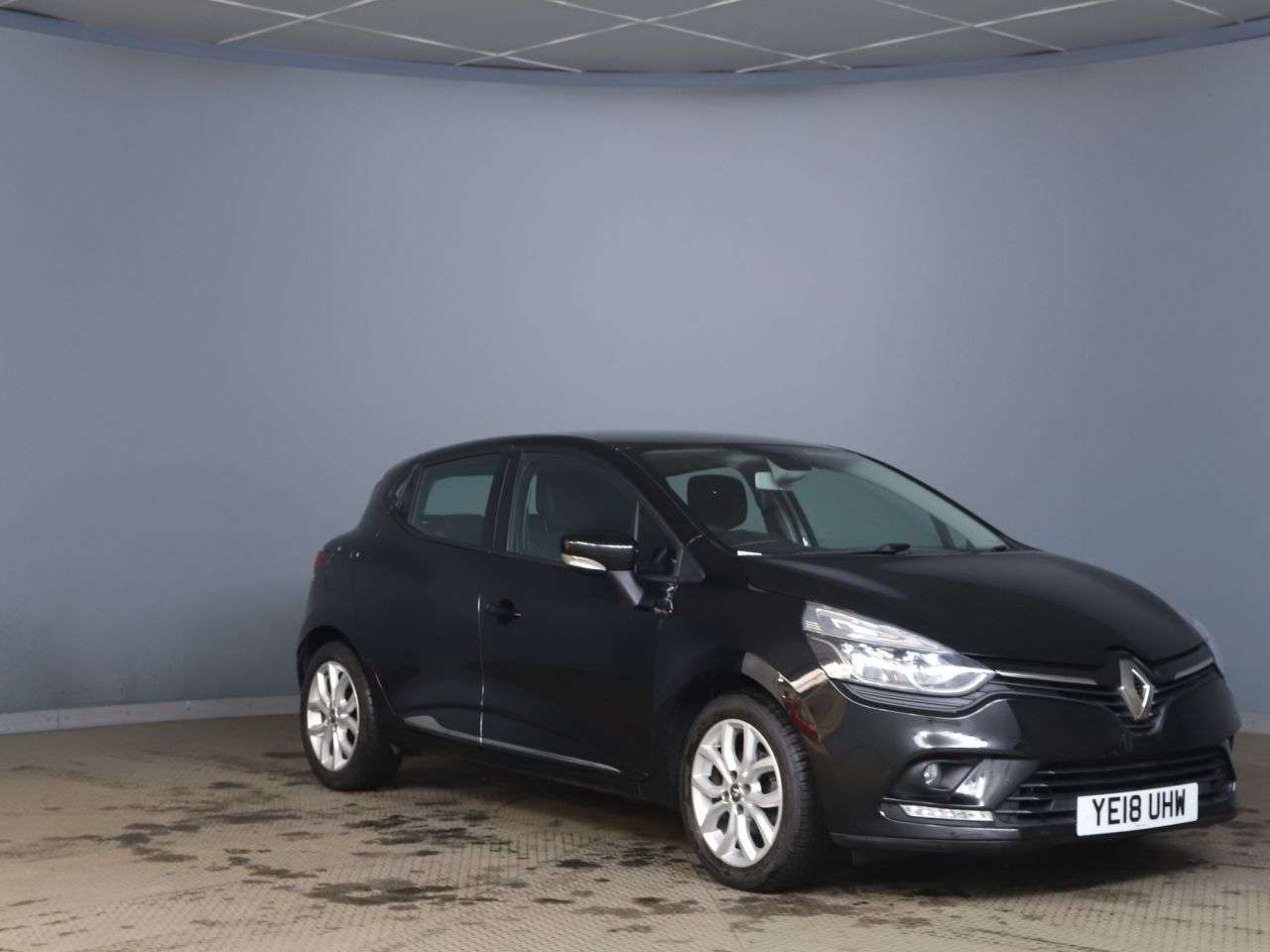 2018 RENAULT CLIO 2018 RENAULT CLIO