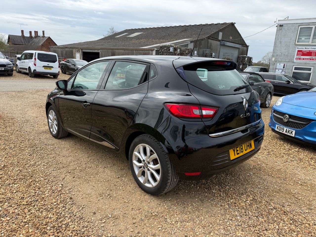 2018 RENAULT CLIO 2018 RENAULT CLIO