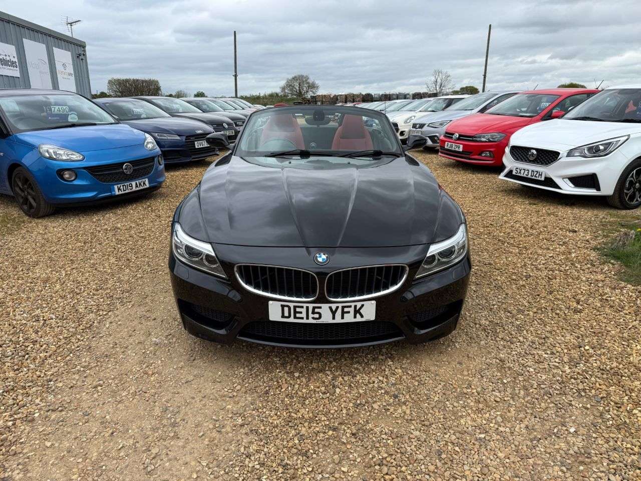 A 2015 BMW Z4 2.0 20i M Sport Convertible 2dr Petrol Manual sDrive Euro 6 (s/s) (184 ps) A 2015 BMW Z4 2.0 20i M Sport Convertible 2dr Petrol Manual sDrive Euro 6 (s/s) (184 ps)