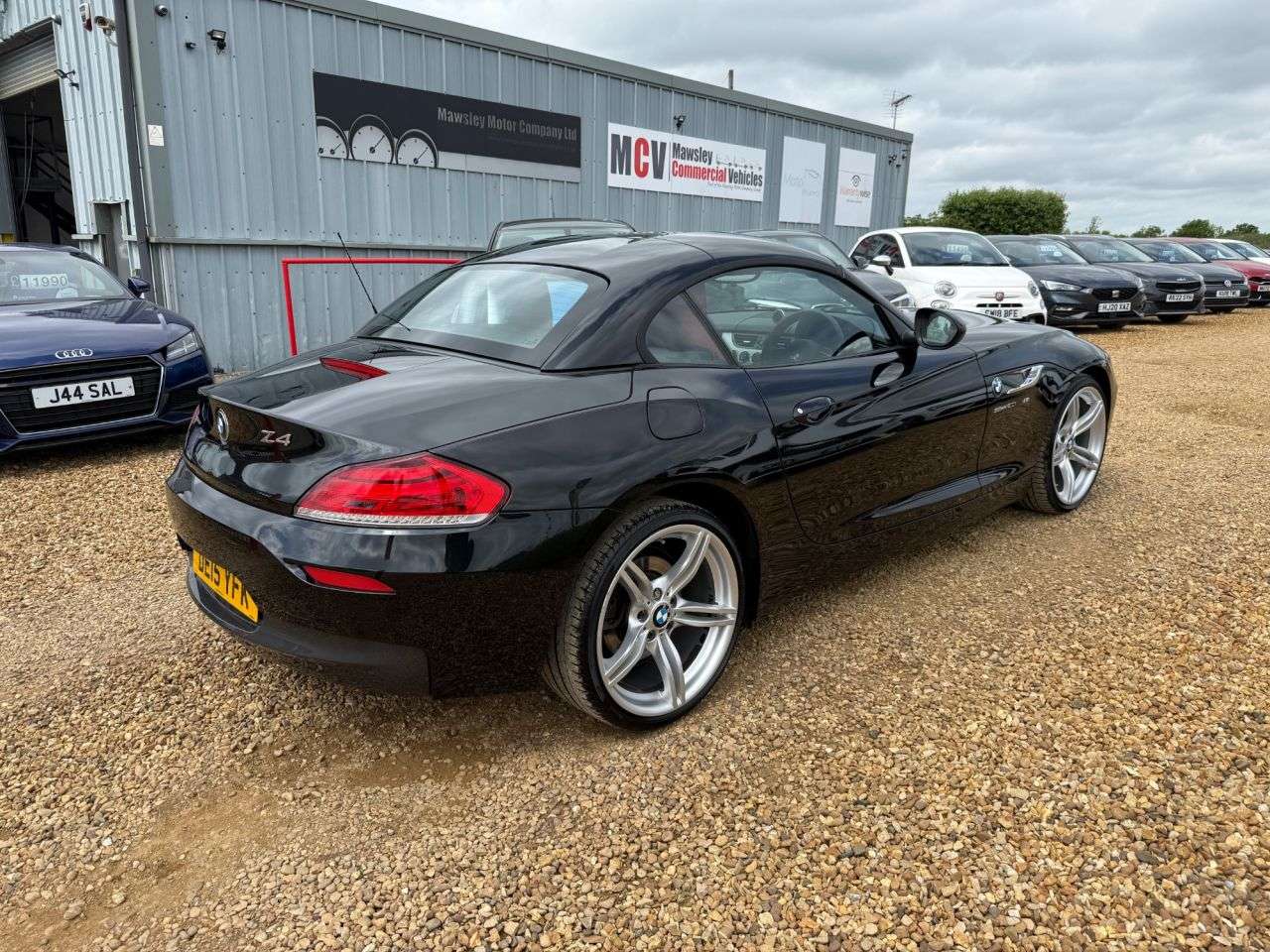 A 2015 BMW Z4 2.0 20i M Sport Convertible 2dr Petrol Manual sDrive Euro 6 (s/s) (184 ps) A 2015 BMW Z4 2.0 20i M Sport Convertible 2dr Petrol Manual sDrive Euro 6 (s/s) (184 ps)