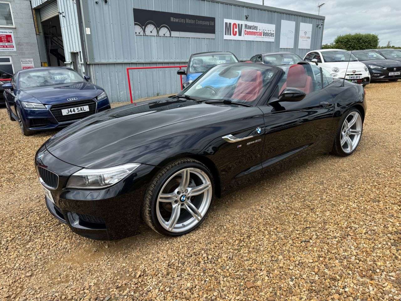 A 2015 BMW Z4 2.0 20i M Sport Convertible 2dr Petrol Manual sDrive Euro 6 (s/s) (184 ps) A 2015 BMW Z4 2.0 20i M Sport Convertible 2dr Petrol Manual sDrive Euro 6 (s/s) (184 ps)