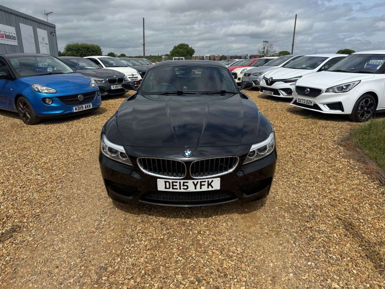 A 2015 BMW Z4 2.0 20i M Sport Convertible 2dr Petrol Manual sDrive Euro 6 (s/s) (184 ps) A 2015 BMW Z4 2.0 20i M Sport Convertible 2dr Petrol Manual sDrive Euro 6 (s/s) (184 ps)