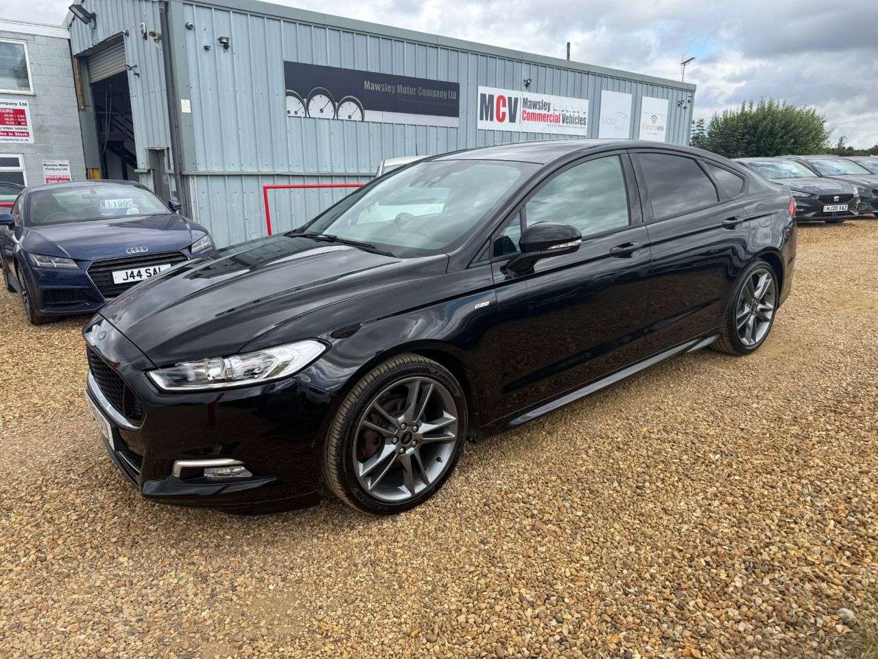 A 2019 FORD MONDEO 2.0 TDCi ST-Line Edition Hatchback 5dr Diesel Powershift Euro 6 (s/s) (180 A 2019 FORD MONDEO 2.0 TDCi ST-Line Edition Hatchback 5dr Diesel Powershift Euro 6 (s/s) (180