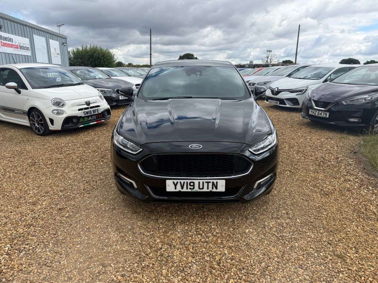 A 2019 FORD MONDEO 2.0 TDCi ST-Line Edition Hatchback 5dr Diesel Powershift Euro 6 (s/s) (180 A 2019 FORD MONDEO 2.0 TDCi ST-Line Edition Hatchback 5dr Diesel Powershift Euro 6 (s/s) (180