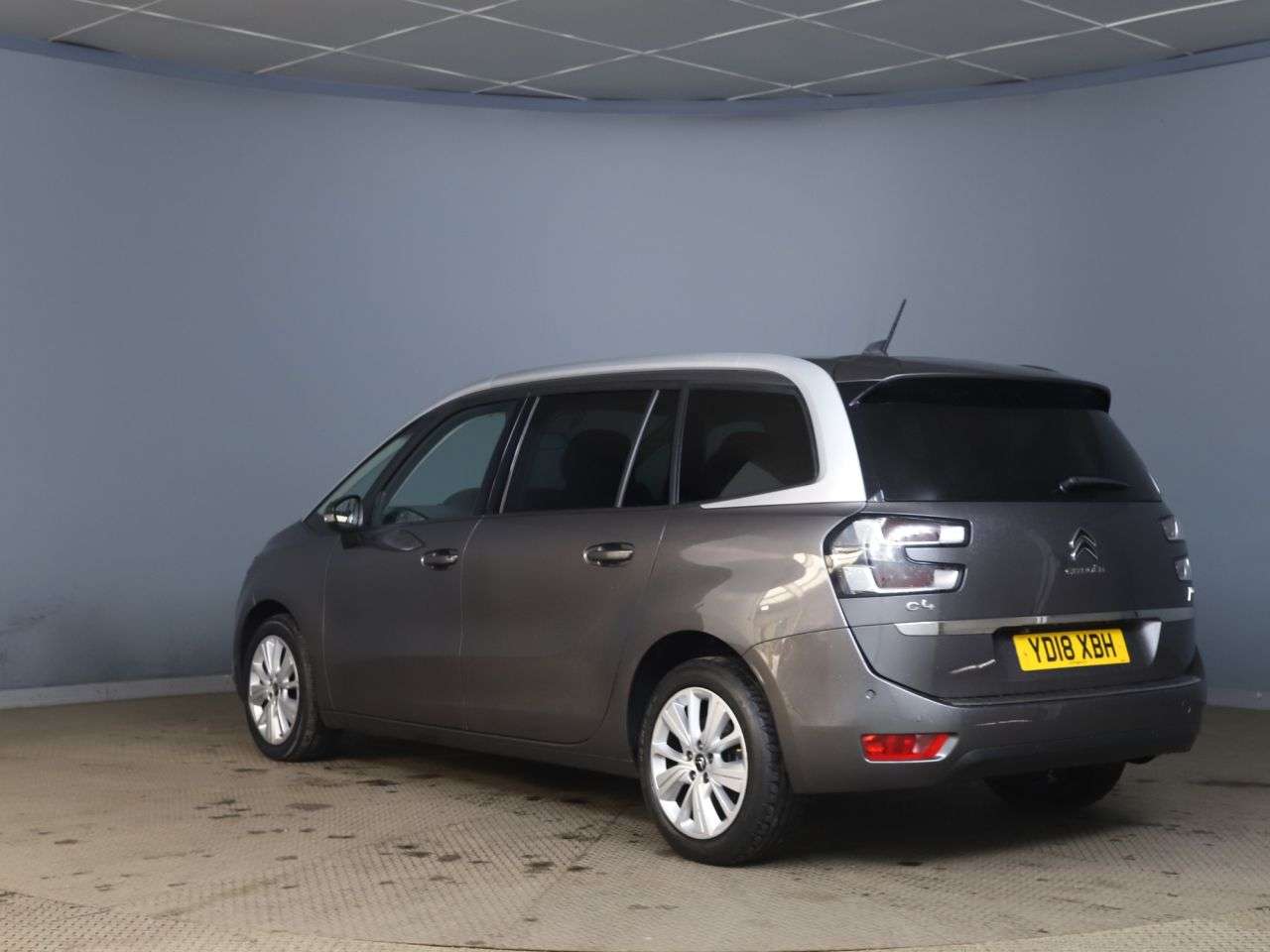A 2018 CITROEN GRAND C4 PICASSO 1.6 BlueHDi Flair MPV 5dr Diesel EAT6 Euro 6 (s/s) (120 ps) A 2018 CITROEN GRAND C4 PICASSO 1.6 BlueHDi Flair MPV 5dr Diesel EAT6 Euro 6 (s/s) (120 ps)