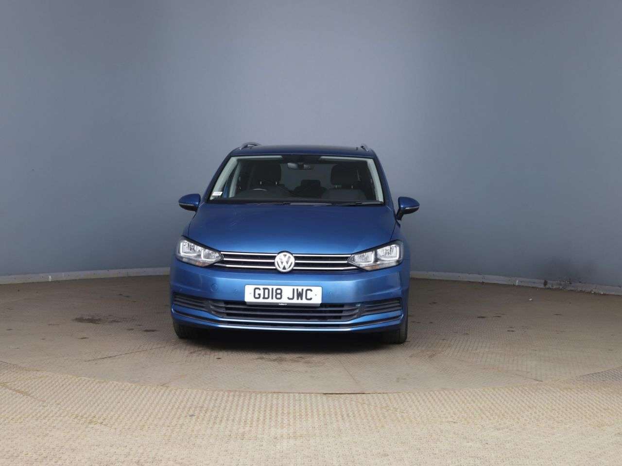 A 2018 VOLKSWAGEN TOURAN 1.6 TDI SE Family MPV 5dr Diesel Manual Euro 6 (s/s) (115 ps) A 2018 VOLKSWAGEN TOURAN 1.6 TDI SE Family MPV 5dr Diesel Manual Euro 6 (s/s) (115 ps)