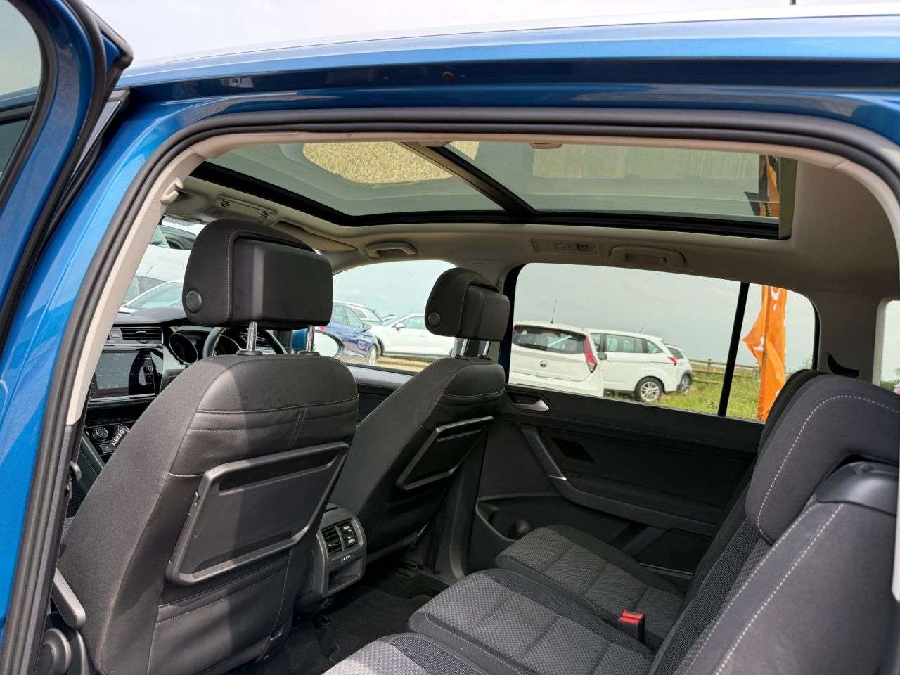 2018 VOLKSWAGEN TOURAN 2018 VOLKSWAGEN TOURAN