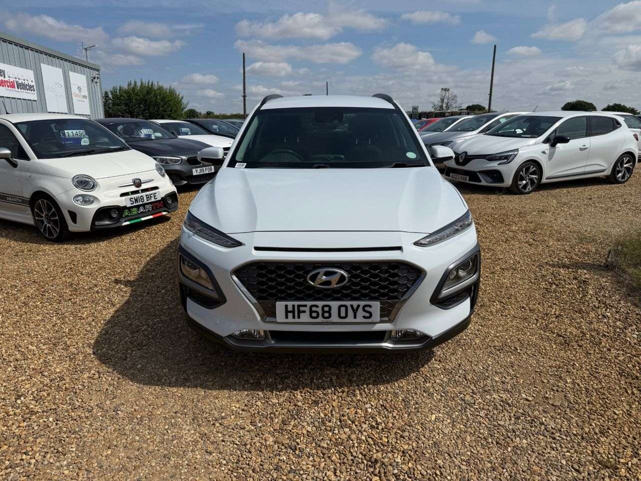 A 2018 HYUNDAI KONA 1.0 T-GDi Blue Drive Premium SUV 5dr Petrol Manual Euro 6 (s/s) (120 ps) A 2018 HYUNDAI KONA 1.0 T-GDi Blue Drive Premium SUV 5dr Petrol Manual Euro 6 (s/s) (120 ps)