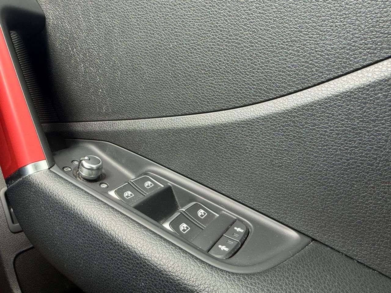 2018 AUDI Q2 2018 AUDI Q2