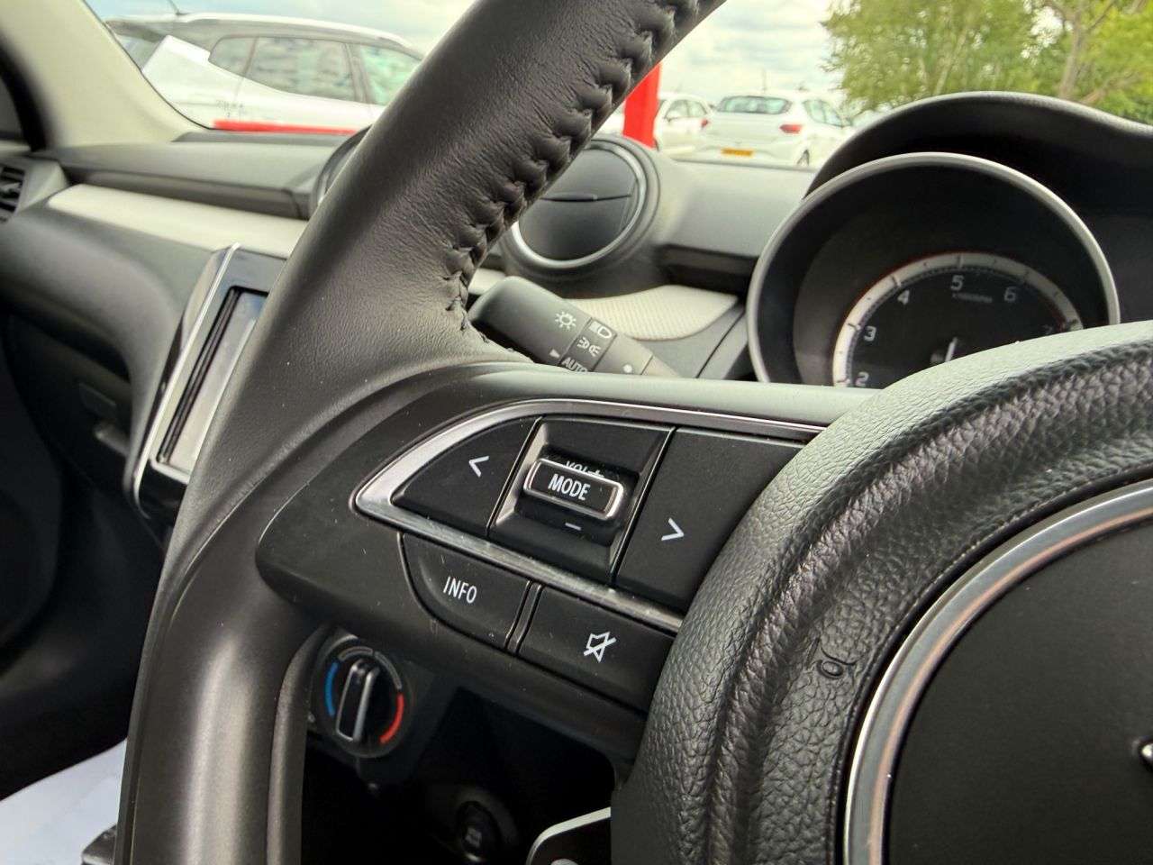 2024 SUZUKI SWIFT 2024 SUZUKI SWIFT