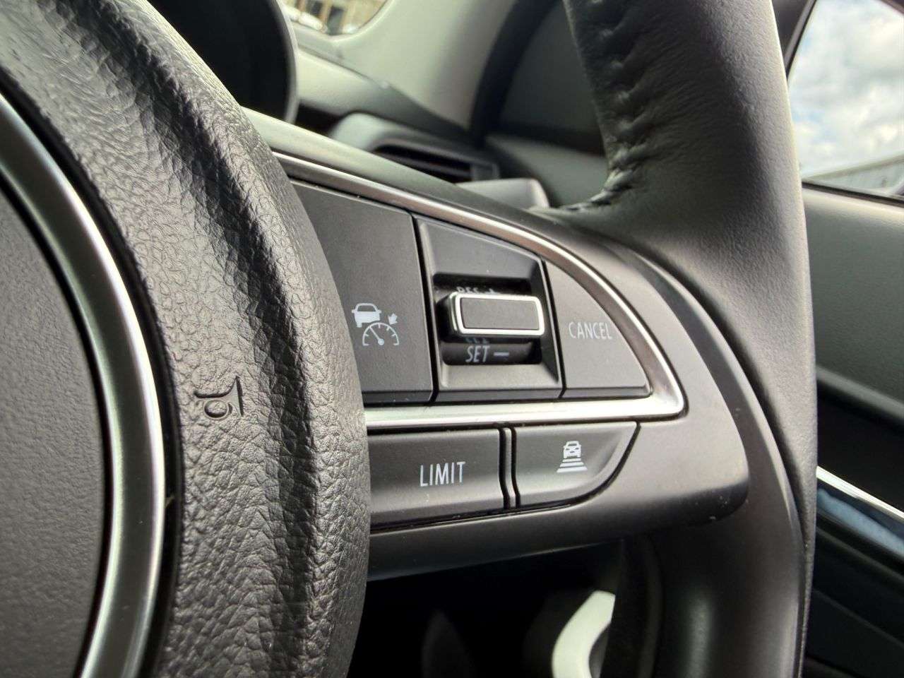 2024 SUZUKI SWIFT 2024 SUZUKI SWIFT