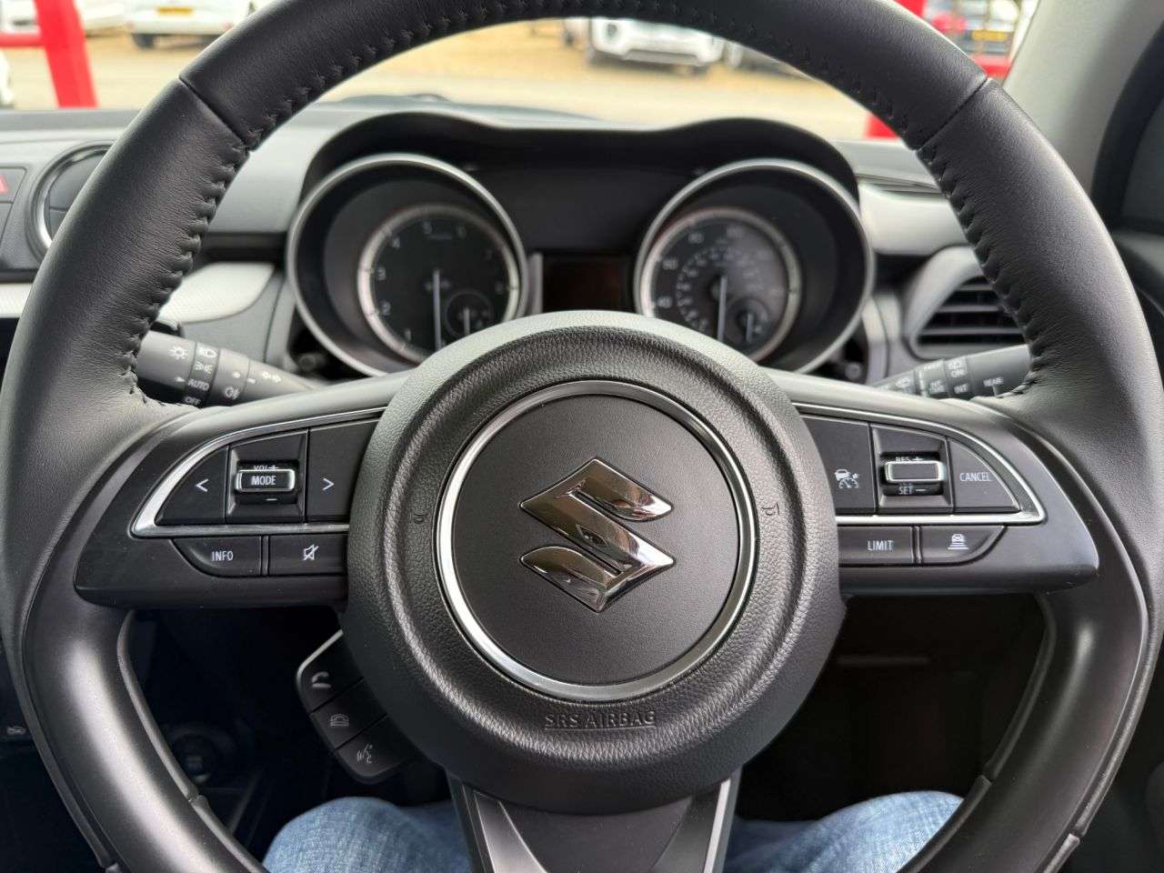 2024 SUZUKI SWIFT 2024 SUZUKI SWIFT