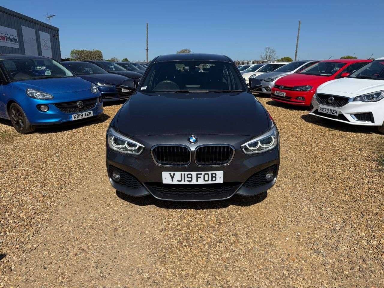 A 2019 BMW 1 SERIES 2.0 118d M Sport Hatchback 5dr Diesel Auto Euro 6 (s/s) (150 ps) A 2019 BMW 1 SERIES 2.0 118d M Sport Hatchback 5dr Diesel Auto Euro 6 (s/s) (150 ps)