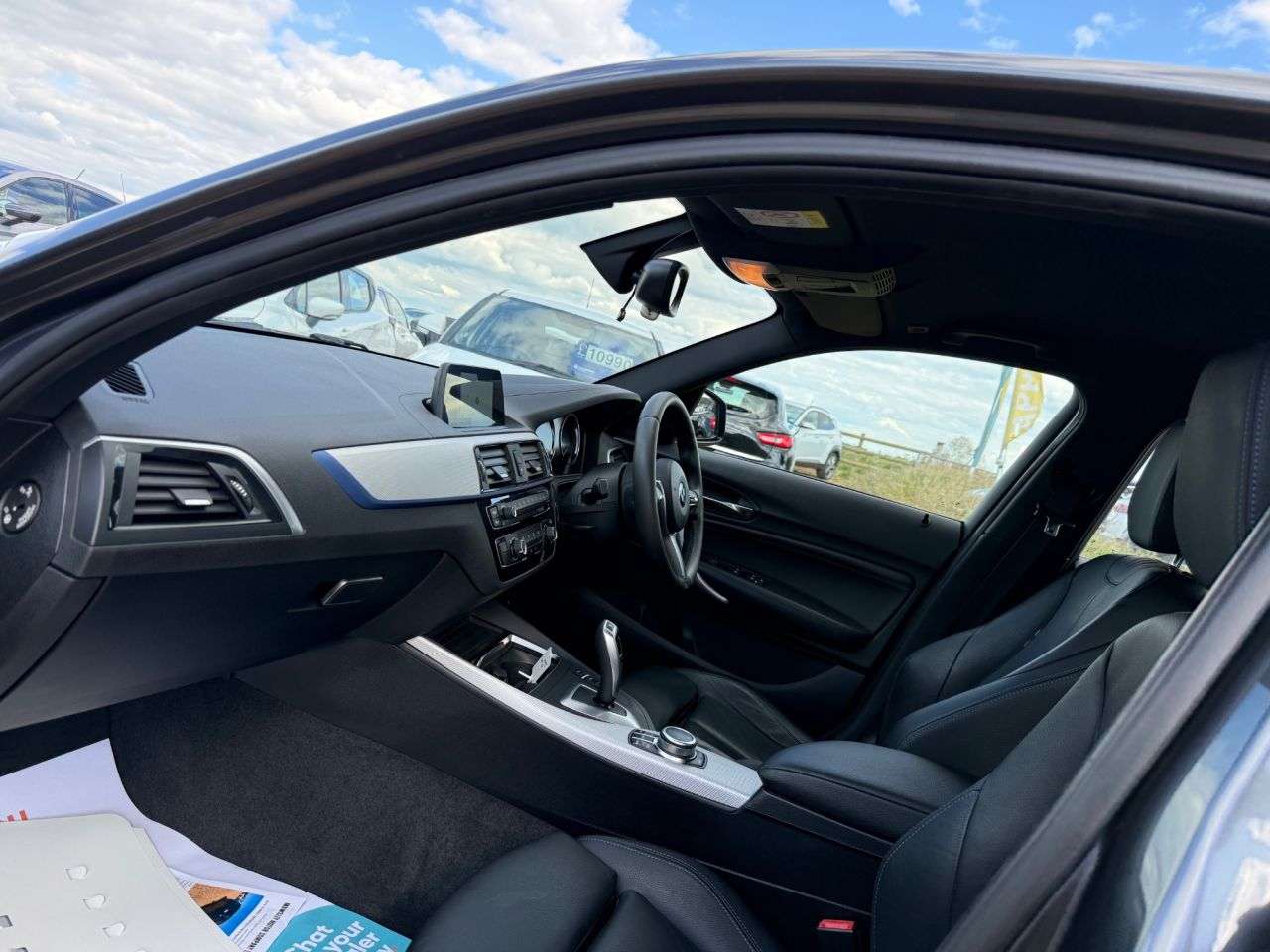 A 2019 BMW 1 SERIES 2.0 118d M Sport Hatchback 5dr Diesel Auto Euro 6 (s/s) (150 ps) A 2019 BMW 1 SERIES 2.0 118d M Sport Hatchback 5dr Diesel Auto Euro 6 (s/s) (150 ps)