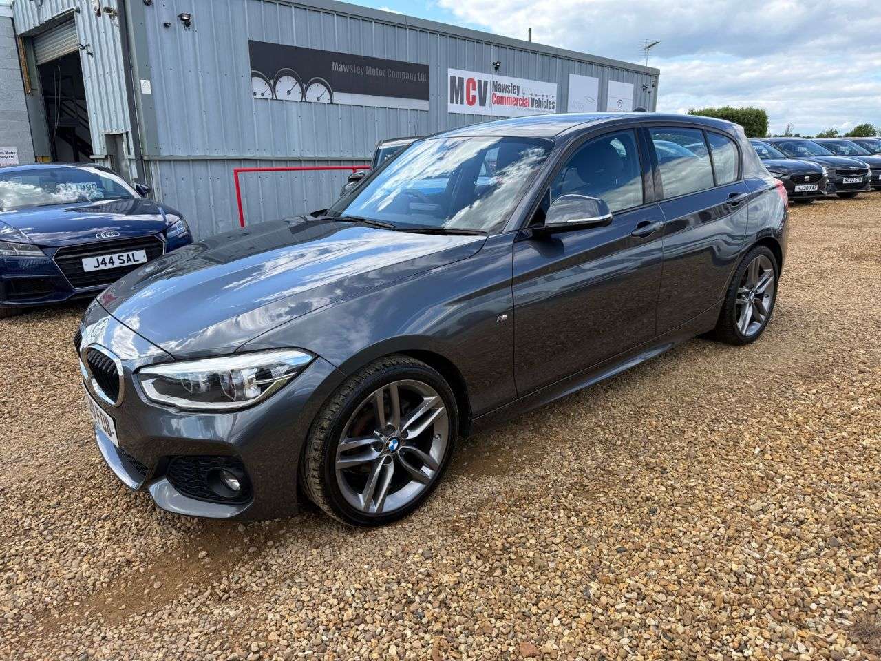 A 2019 BMW 1 SERIES 2.0 118d M Sport Hatchback 5dr Diesel Auto Euro 6 (s/s) (150 ps) A 2019 BMW 1 SERIES 2.0 118d M Sport Hatchback 5dr Diesel Auto Euro 6 (s/s) (150 ps)