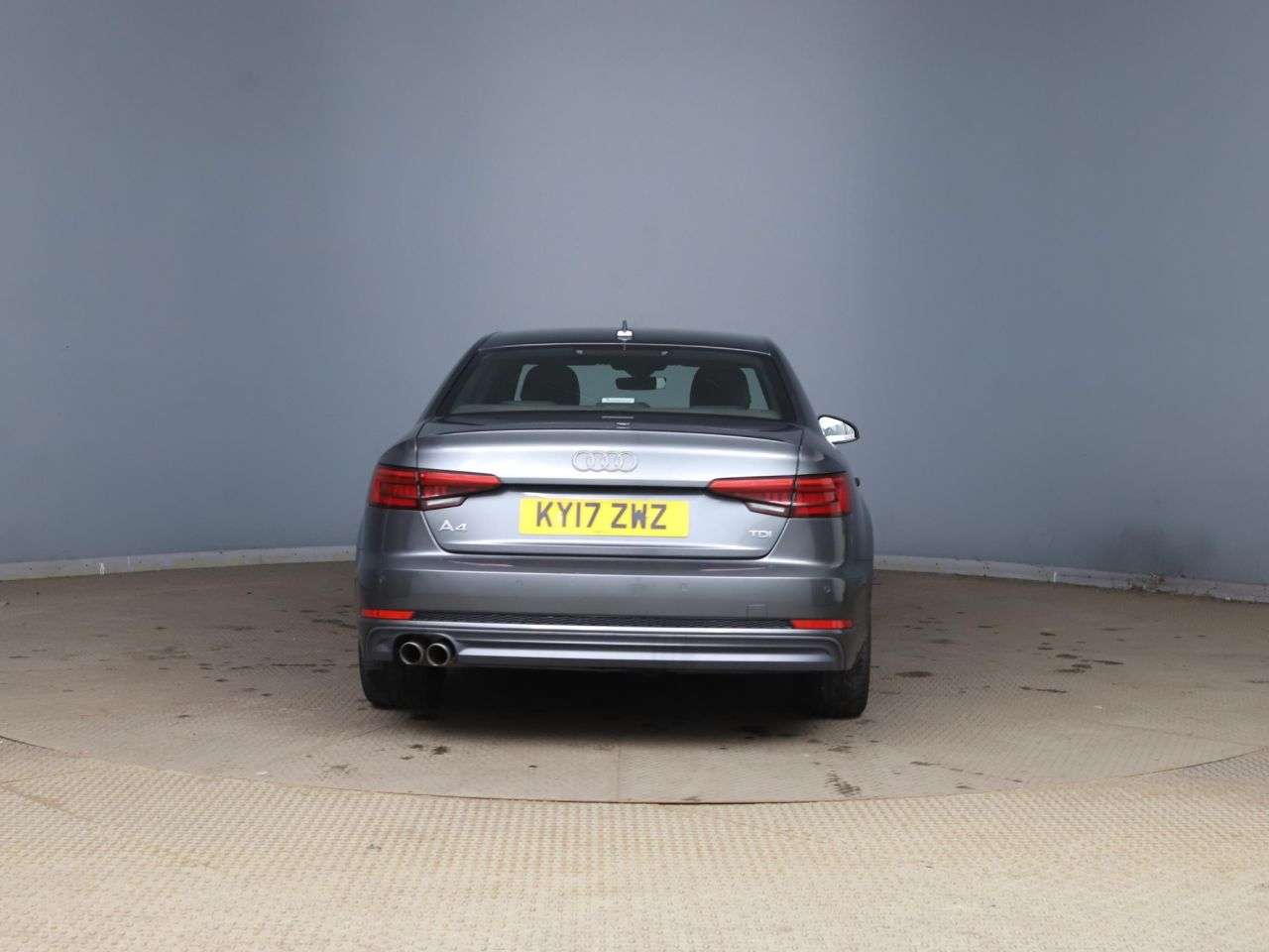 2017 AUDI A4 2017 AUDI A4