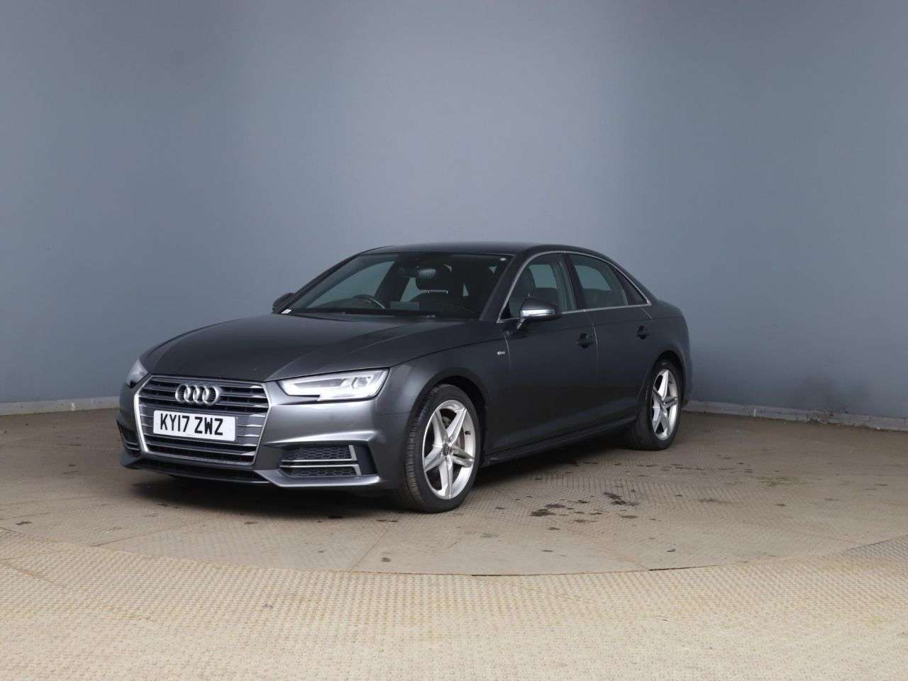 2017 AUDI A4 2017 AUDI A4