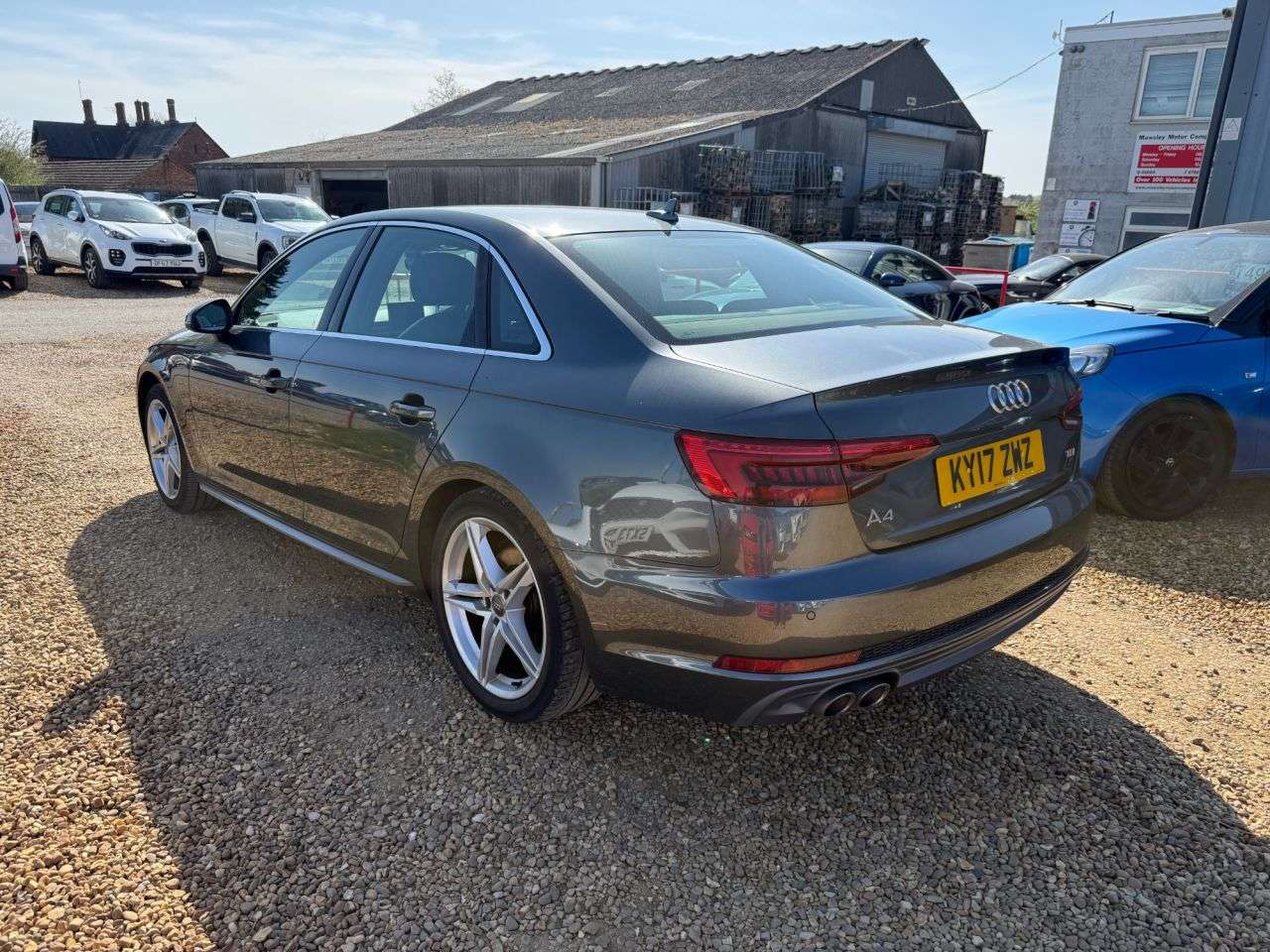 2017 AUDI A4 2017 AUDI A4