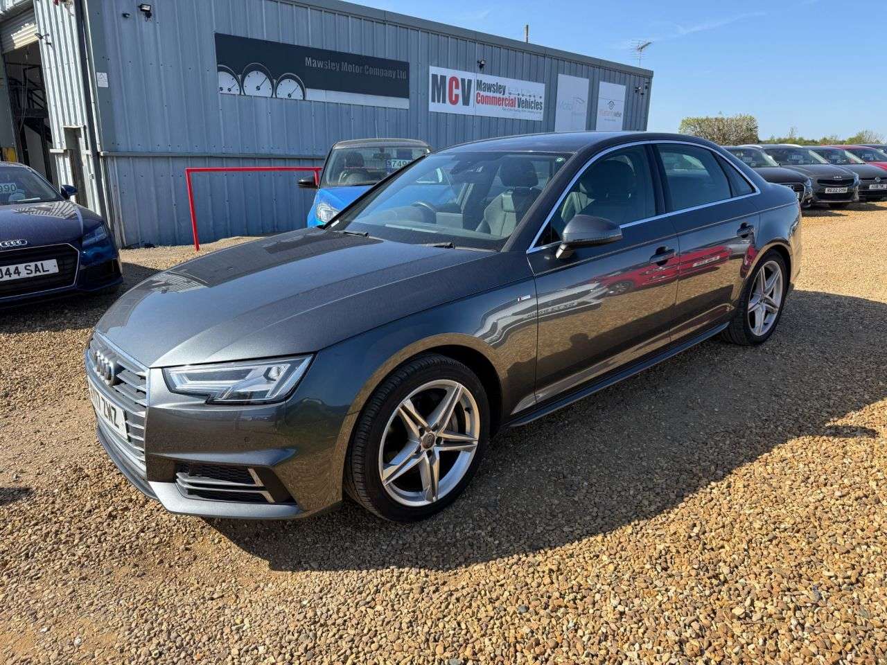 2017 AUDI A4 2017 AUDI A4