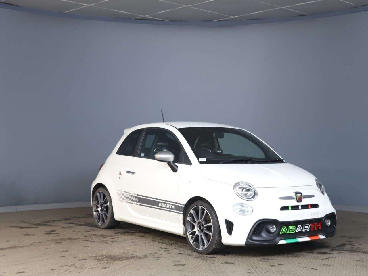 2018 ABARTH 595 2018 ABARTH 595