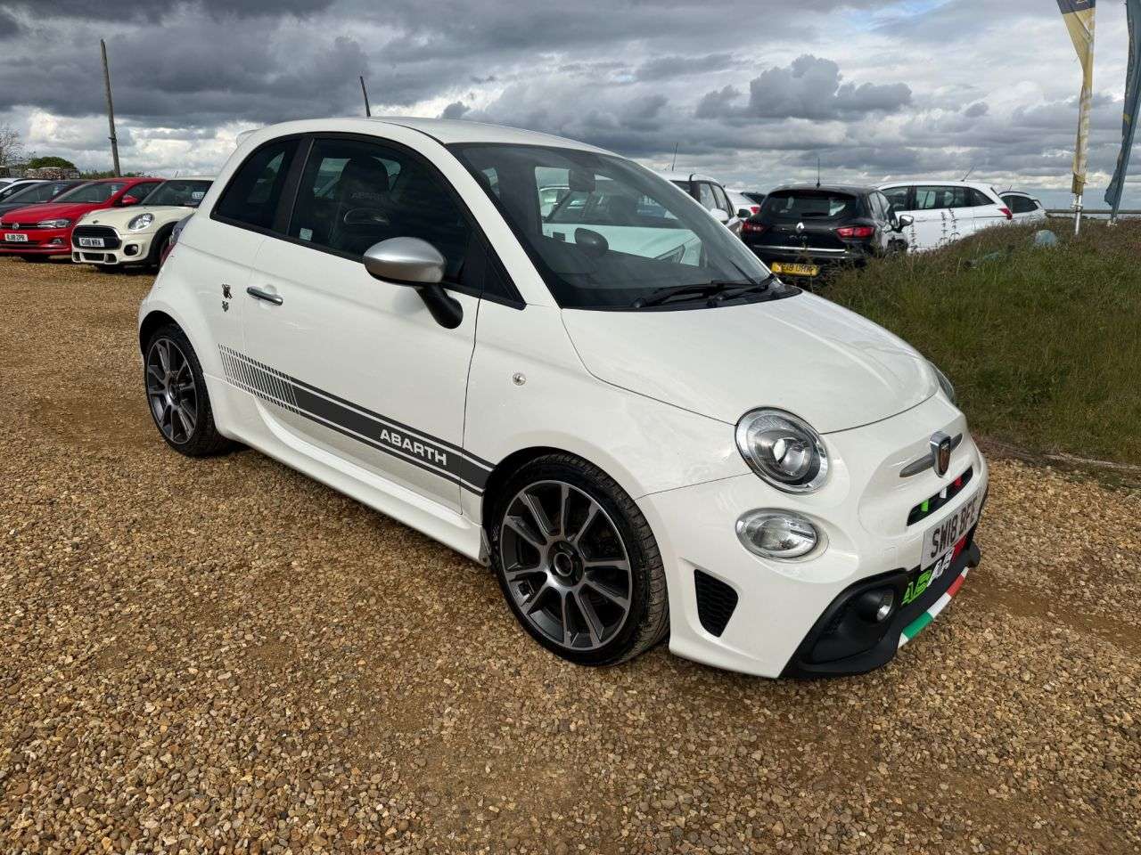 2018 ABARTH 595 2018 ABARTH 595