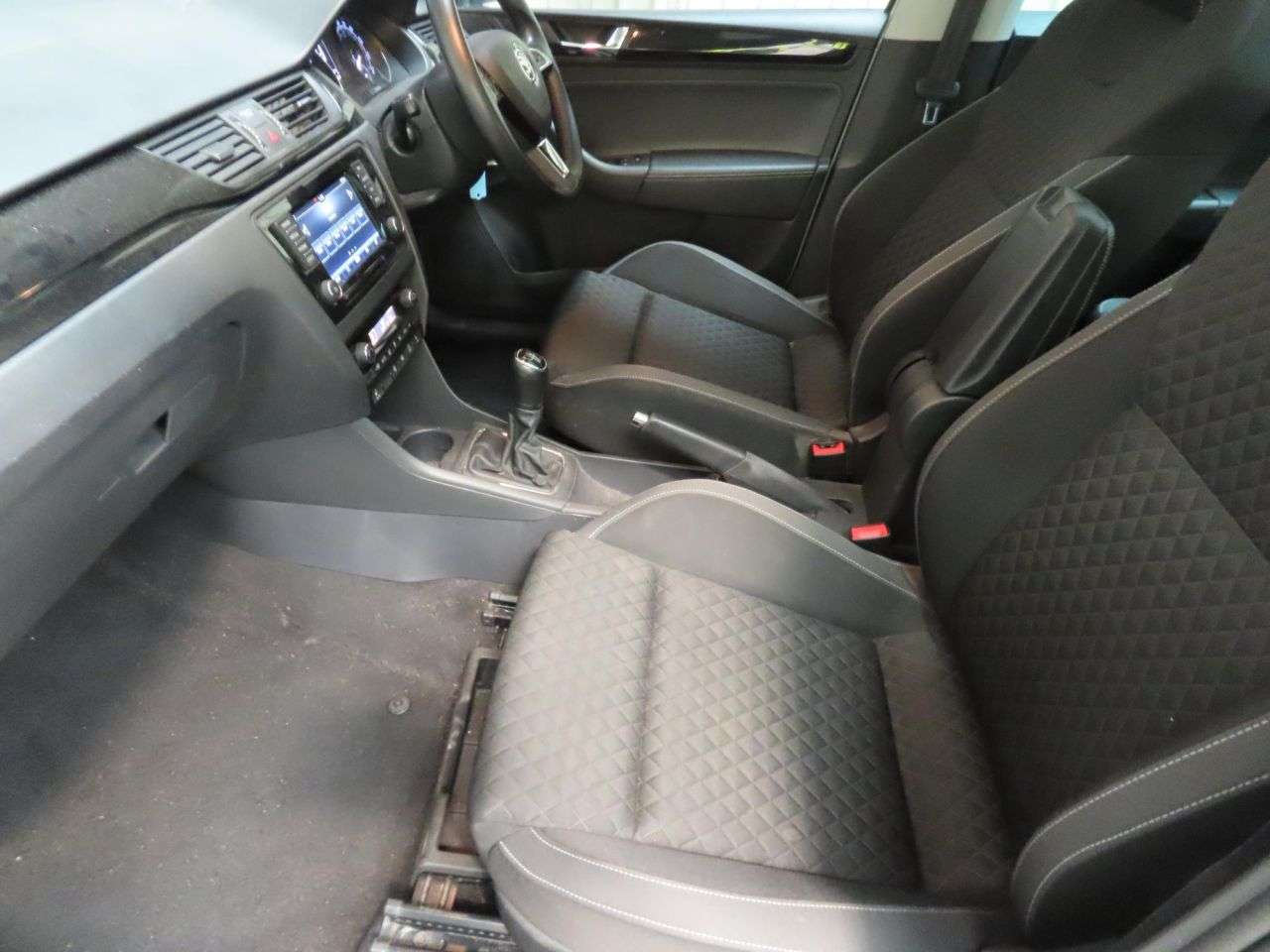 A 2018 SKODA RAPID SPACEBACK 1.0 TSI SE Sport Hatchback 5dr Petrol Manual Euro 6 (s/s) (110 ps) A 2018 SKODA RAPID SPACEBACK 1.0 TSI SE Sport Hatchback 5dr Petrol Manual Euro 6 (s/s) (110 ps)