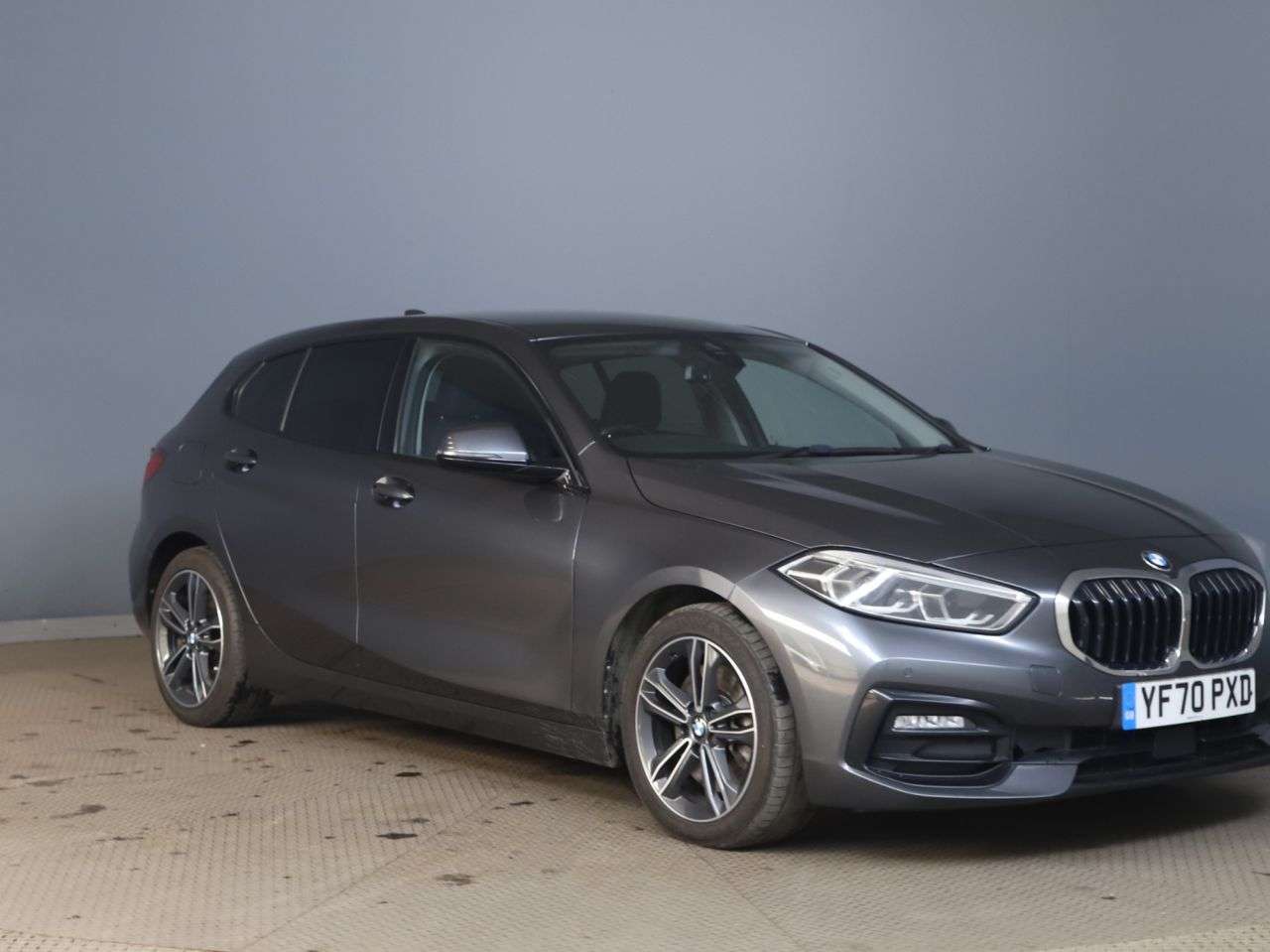 A 2020 BMW 1 SERIES 2.0 120d Sport Hatchback 5dr Diesel Auto xDrive Euro 6 (s/s) (190 ps) A 2020 BMW 1 SERIES 2.0 120d Sport Hatchback 5dr Diesel Auto xDrive Euro 6 (s/s) (190 ps)