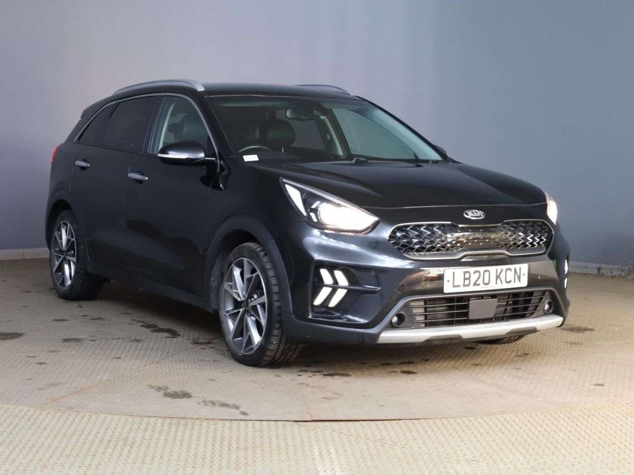A 2020 KIA NIRO 1.6 GDi 3 SUV 5dr Petrol Hybrid DCT Euro 6 (s/s) (139 bhp) A 2020 KIA NIRO 1.6 GDi 3 SUV 5dr Petrol Hybrid DCT Euro 6 (s/s) (139 bhp)