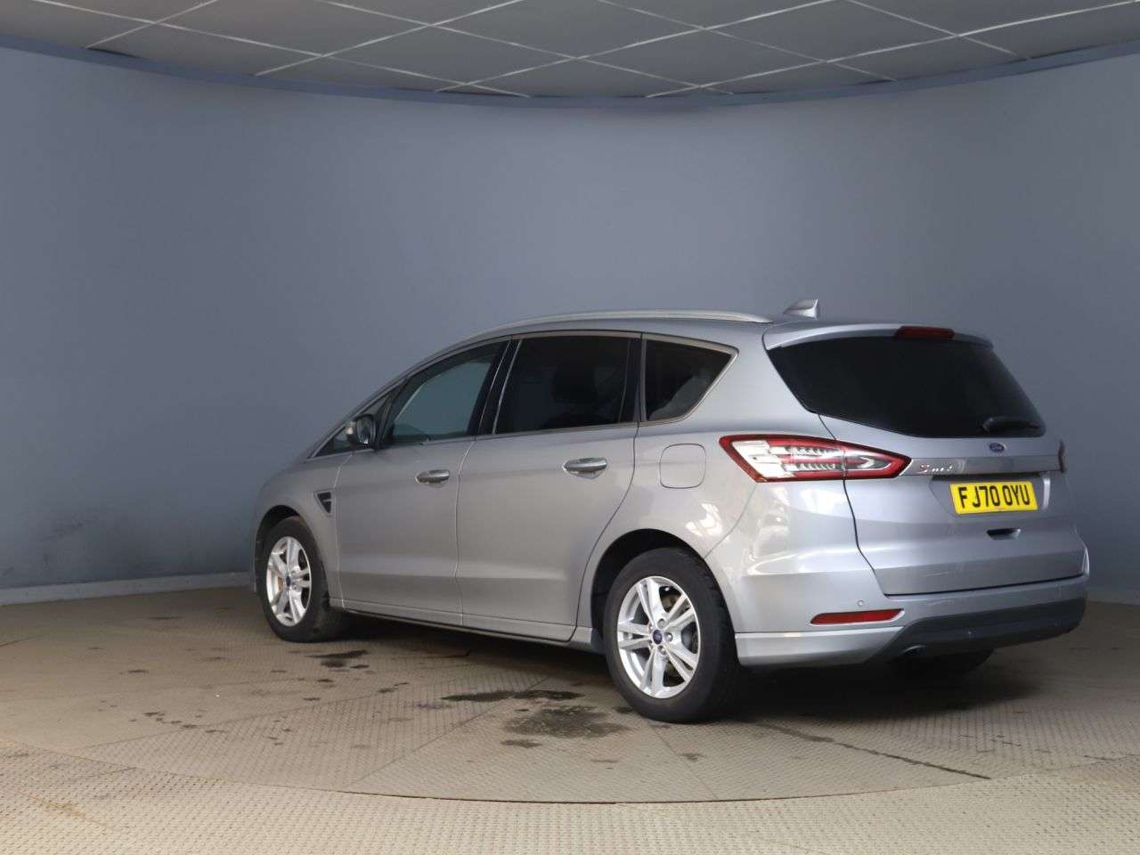 A 2020 FORD S-MAX 2.0 EcoBlue Titanium MPV 5dr Diesel Manual Euro 6 (s/s) (150 ps) A 2020 FORD S-MAX 2.0 EcoBlue Titanium MPV 5dr Diesel Manual Euro 6 (s/s) (150 ps)